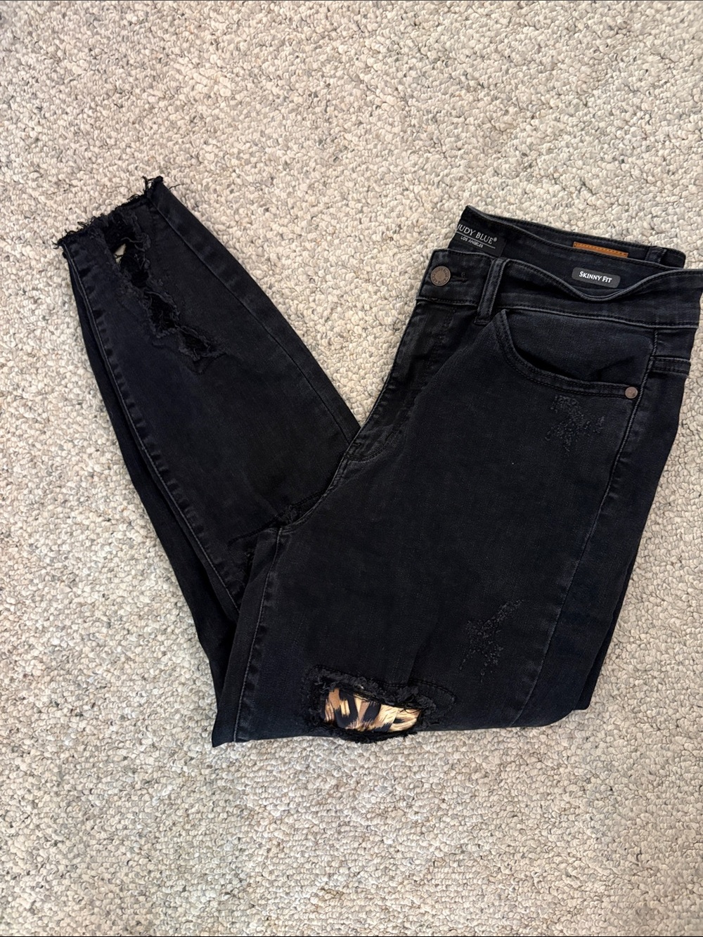 Judy Blue black denim skinny fit distressed jeans with animal print Size 14W